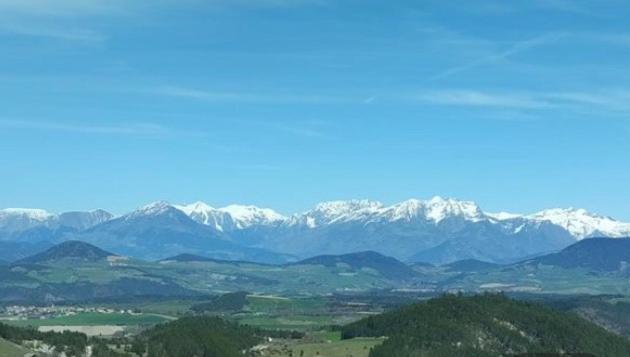 Petit Studio Mansarde 18 M2 Avec Navette Gratuit Aux Pistes De Ski Gresse-en-Vercors Zewnętrze zdjęcie